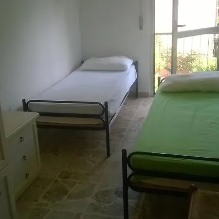 Stella Marina Apartament * טירניה