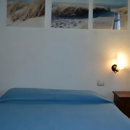 Stella Marina Apartament * Tirrenia